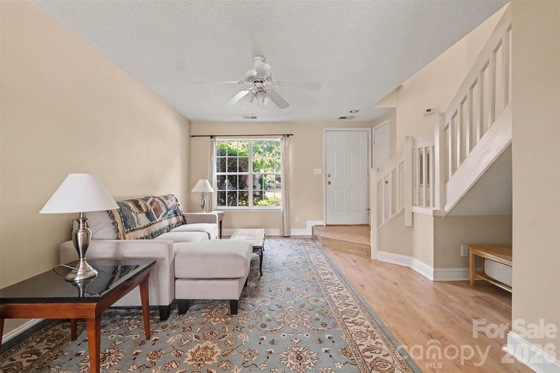 9132 Charminster Ct, Charlotte, NC 28269