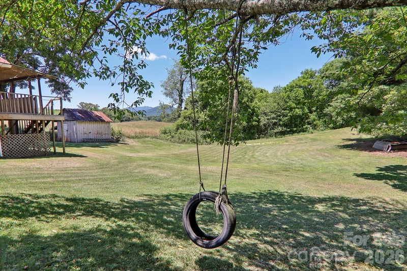 414 Skyline Dr, Canton, NC 28716