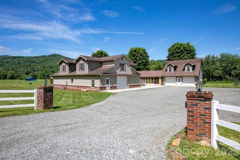 19 Helping Hands Way, Pisgah Forest, NC 28768