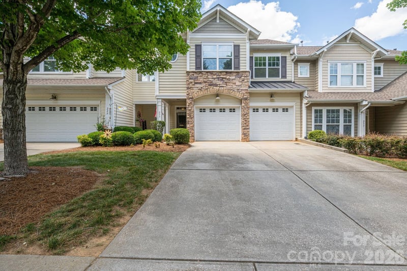 233 Park View Dr, Belmont, NC 28012
