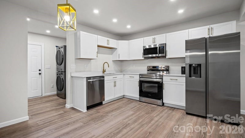 1215 Wilson W Lee Blvd, Statesville, NC 28677
