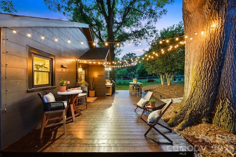 504 6th St, Newton, NC 28658