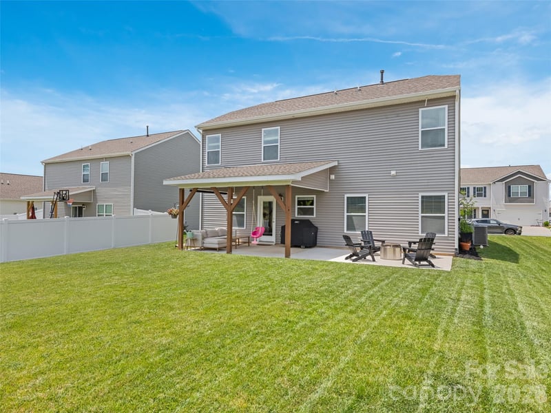 104 Wheatfield Rd #8, Fletcher, NC 28732