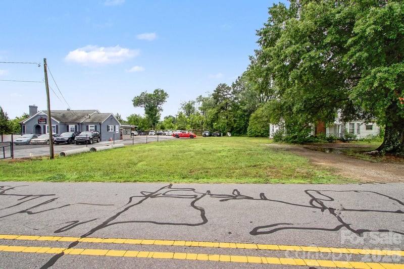 81 Transit Ct, Concord, NC 28025