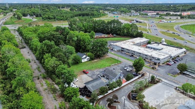81 Transit Ct, Concord, NC 28025