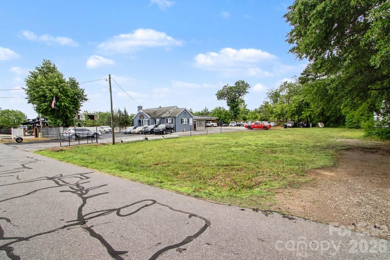 81 Transit Ct, Concord, NC 28025