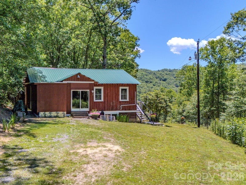 1712 Little Creek Rd, Hot Springs, NC 28743