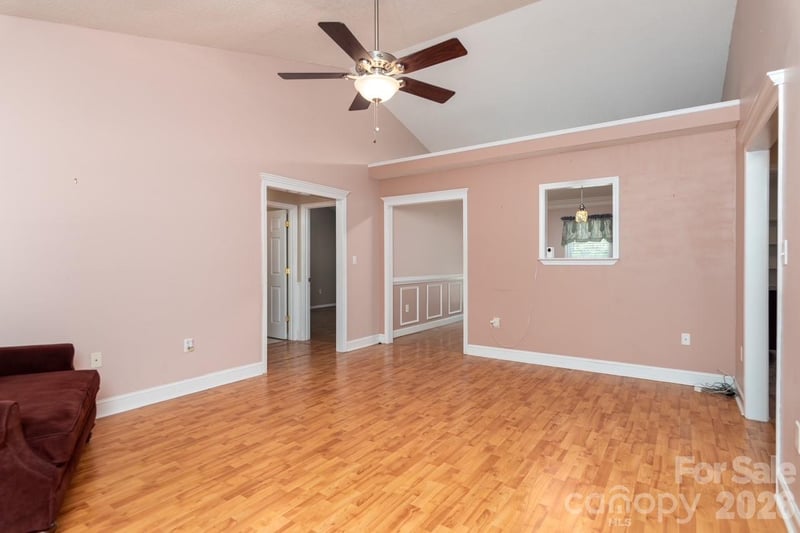 7534 Anchors Aweigh Ln, Sherrills Ford, NC 28673