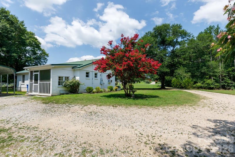 785 Hawthorne Rd, Chester, SC 29706