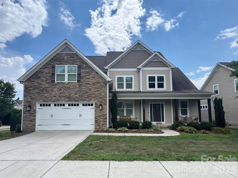 1210 39th Ave, Hickory, NC 28601