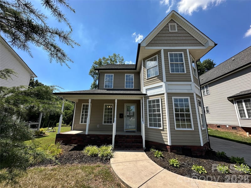 165 Bishop Ln, Concord, NC 28025
