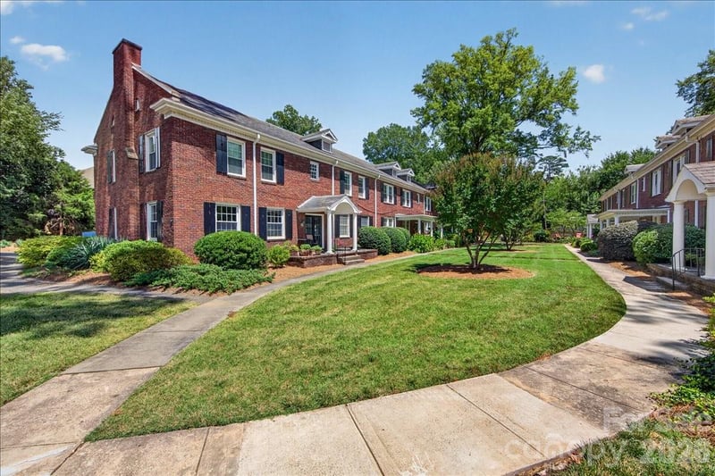 524 Hawthorne Ln #9, Charlotte, NC 28204