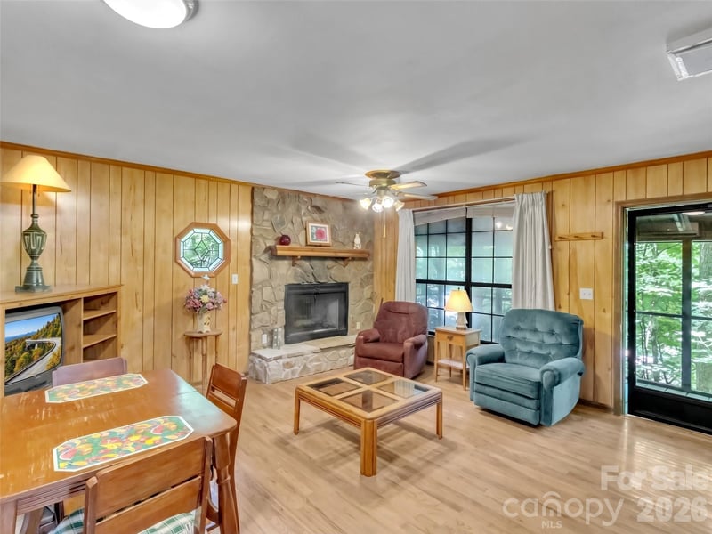 279 Rocky Top Rd, Maggie Valley, NC 28751