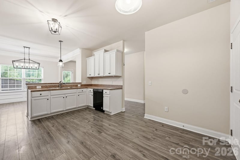 7820 Rockland Dr, Charlotte, NC 28213