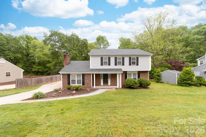 616 Silversmith Ln, Charlotte, NC 28270