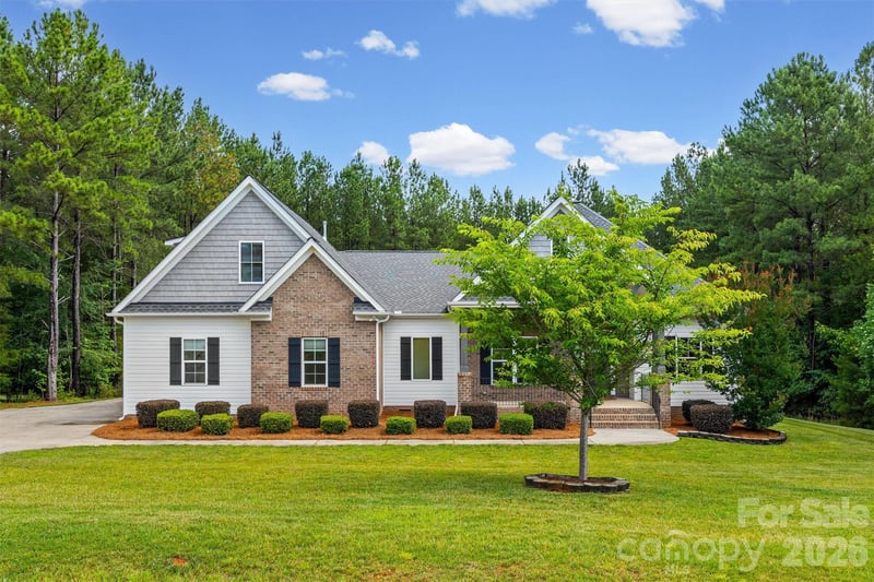 575 Zelkova St, York, SC 29745
