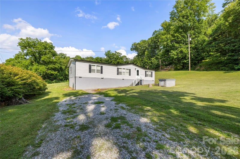 245 Mountain Grove Rd, Canton, NC 28716