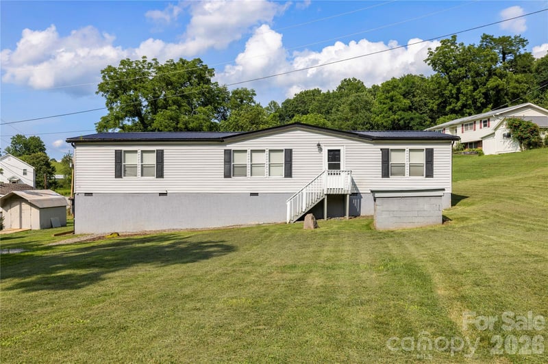 245 Mountain Grove Rd, Canton, NC 28716