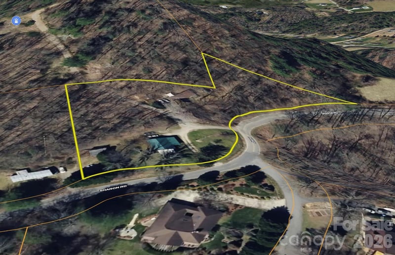 402 Sharon Rd, Fairview, NC 28730