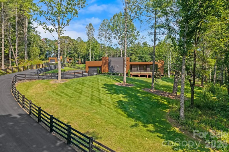 78 Manchester Way, Mills River, NC 28759