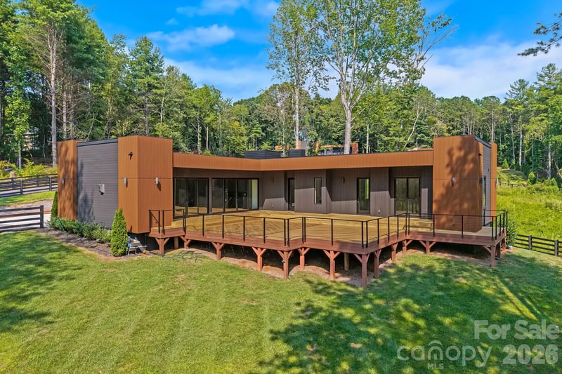 78 Manchester Way, Mills River, NC 28759