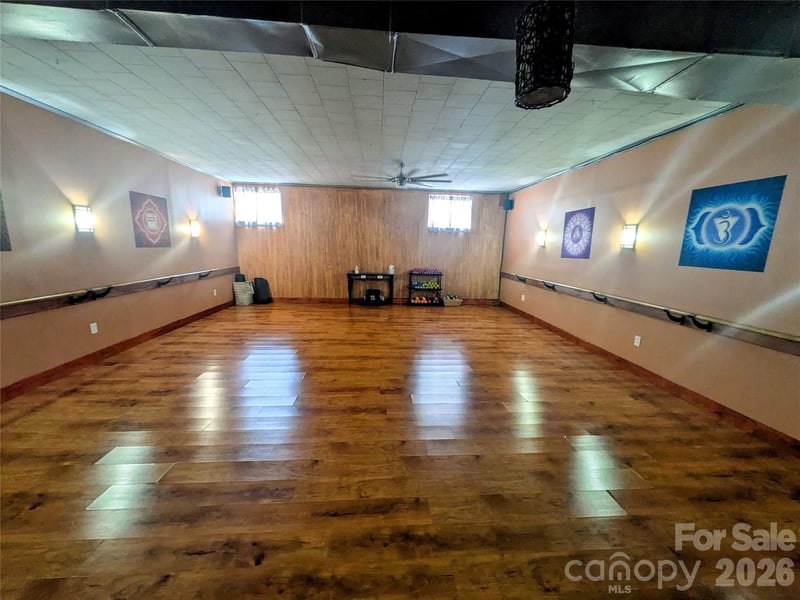 195 Statesville Ave, Mooresville, NC 28115
