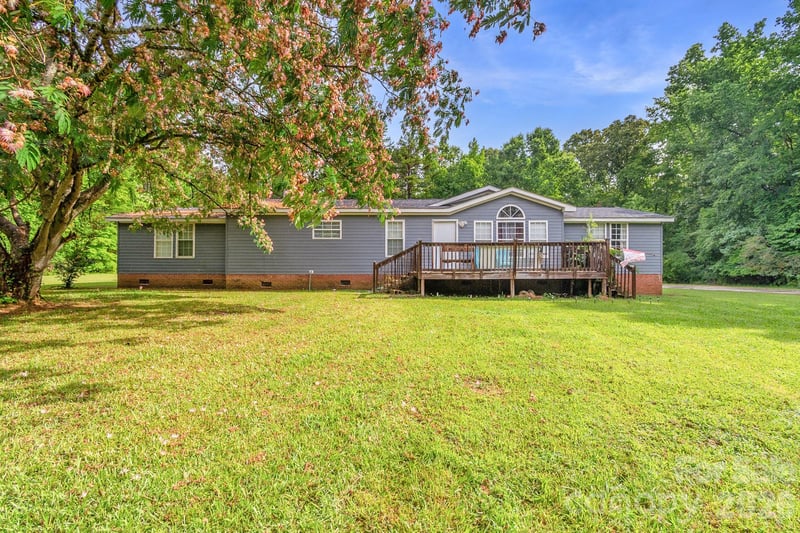 1825 Old Pardue Rd, Lancaster, SC 29720