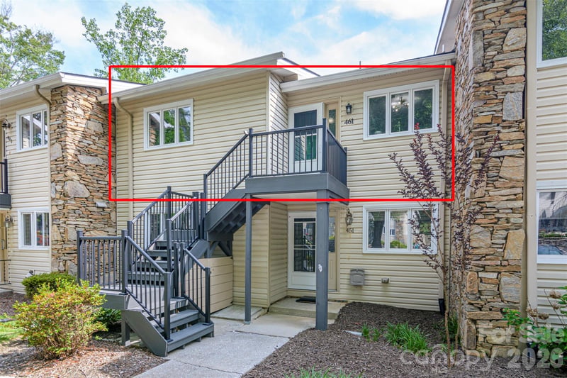 461 Britton Creek Dr, Hendersonville, NC 28791