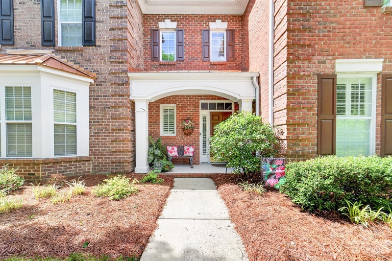 121 Mcleod Ave, Belmont, NC 28012