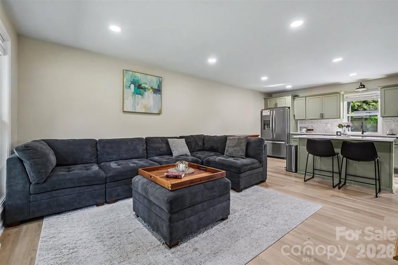 4023 Strangford Ave, Charlotte, NC 28215