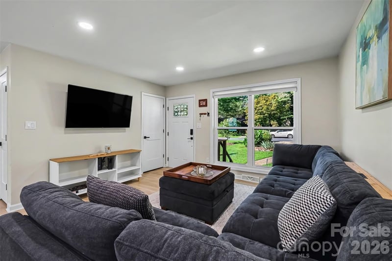 4023 Strangford Ave, Charlotte, NC 28215