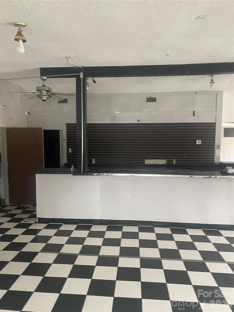 5815 Main St, Salisbury, NC 28147