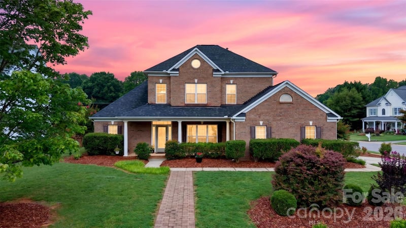 104 Elizabeth Hearth Rd, Mooresville, NC 28115