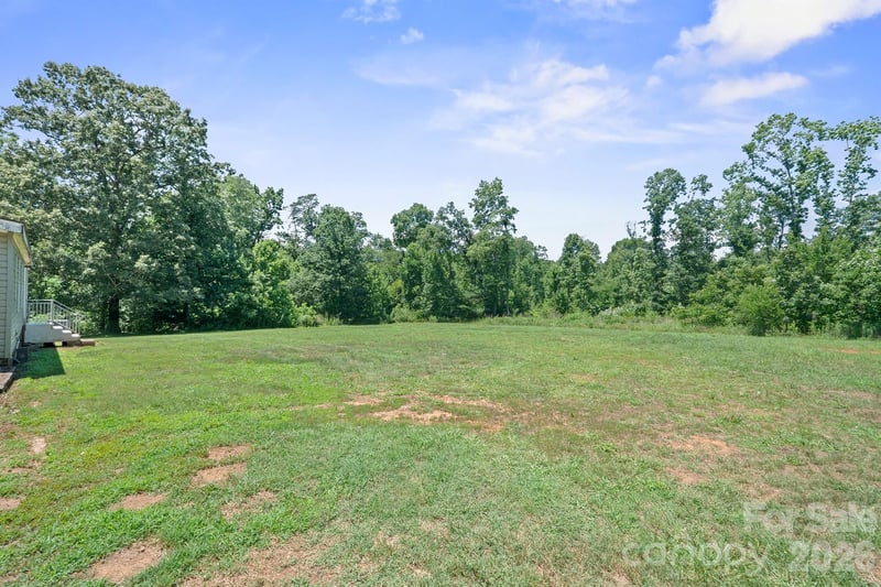 153 Wild Cherry Dr, Statesville, NC 28625