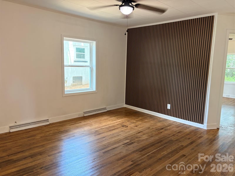 1111 Meeting St, Statesville, NC 28677