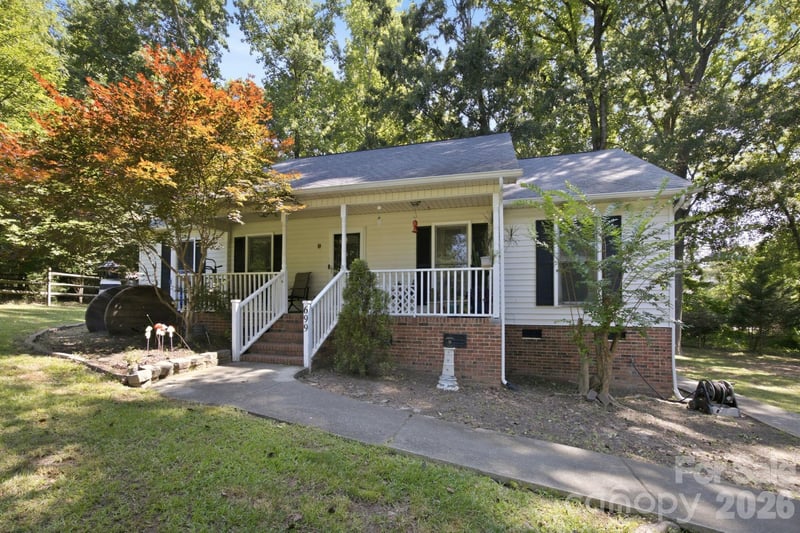 699 Wyndale Dr, Rock Hill, SC 29730