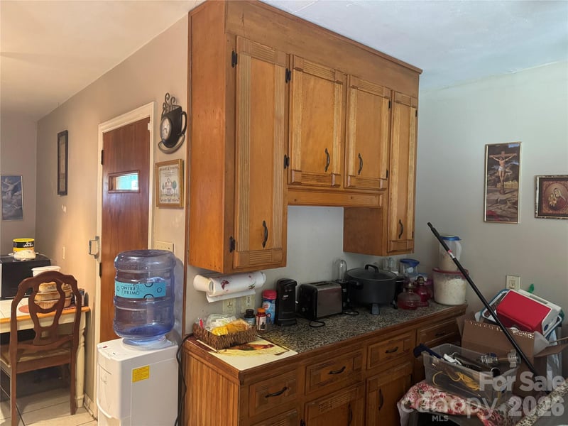 8432 Idlewild Rd, Charlotte, NC 28227