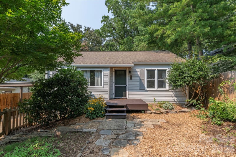 37 Wilmington St, Asheville, NC 28806