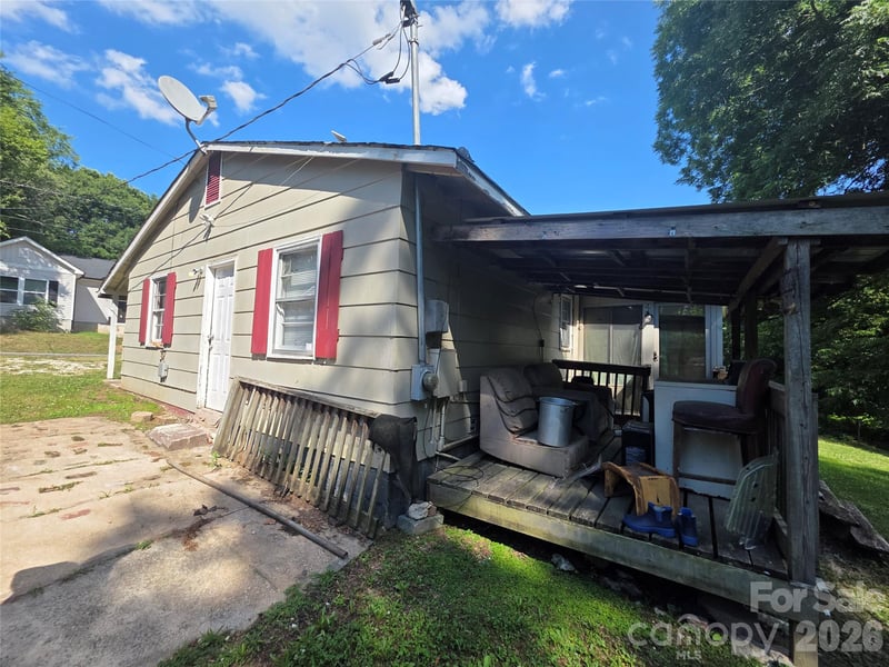 85 Gilmer St, Gastonia, NC 28052