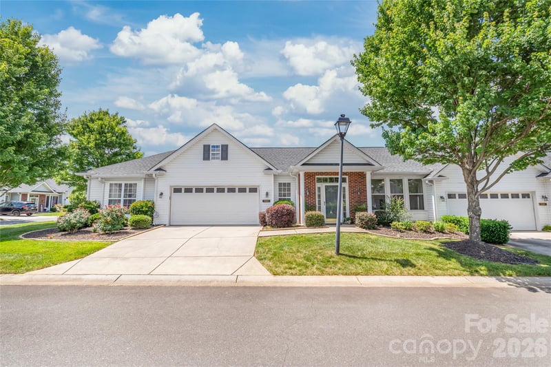 9205 Duckhorn Dr, Charlotte, NC 28277