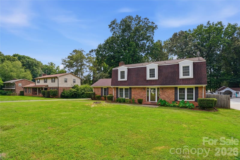 6419 Pencade Ln, Charlotte, NC 28215