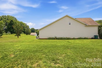 4427 Glenlea Commons Dr, Charlotte, NC 28216