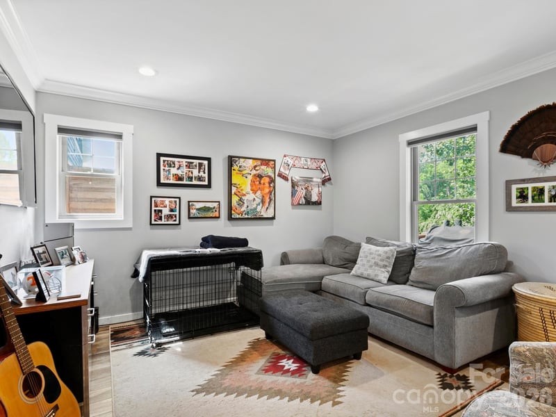 44 Old County Home Rd, Asheville, NC 28806