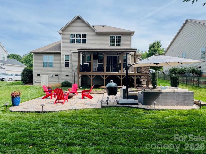 108 Willowbrook Dr, Mooresville, NC 28115