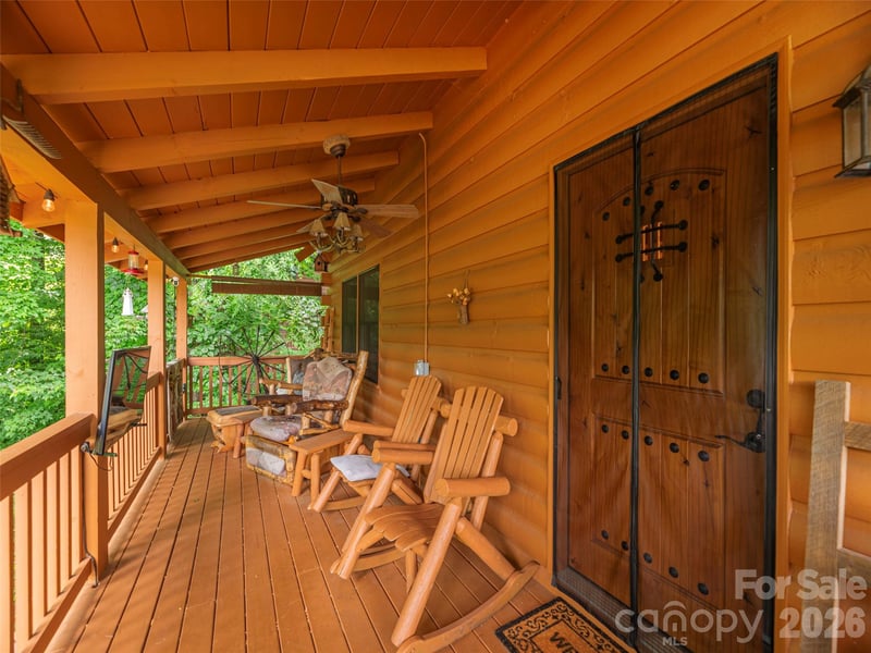 193 Valley Creek Dr, Maggie Valley, NC 28751