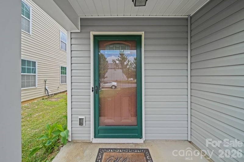 9539 Kendall Dr, Charlotte, NC 28214