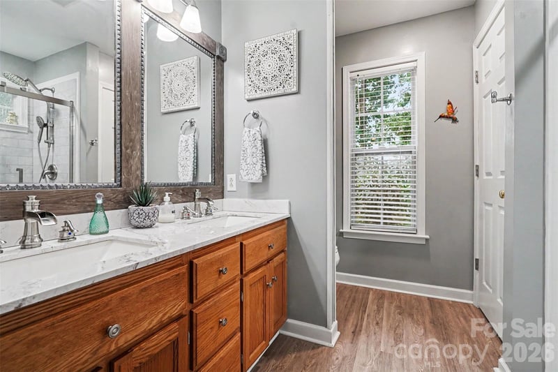 6007 Charlton Oaks Dr, Waxhaw, NC 28173