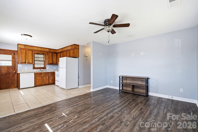 7537 Old Plank Rd, Stanley, NC 28164