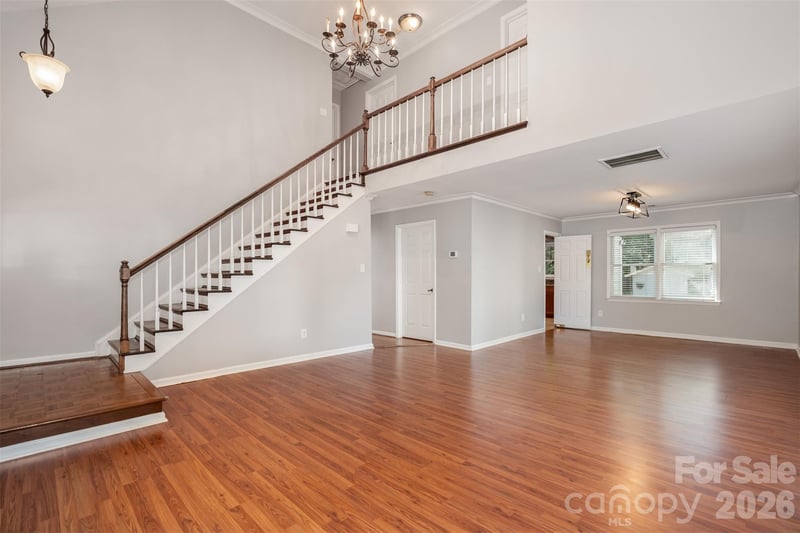 2213 Century Oaks Ln, Charlotte, NC 28262