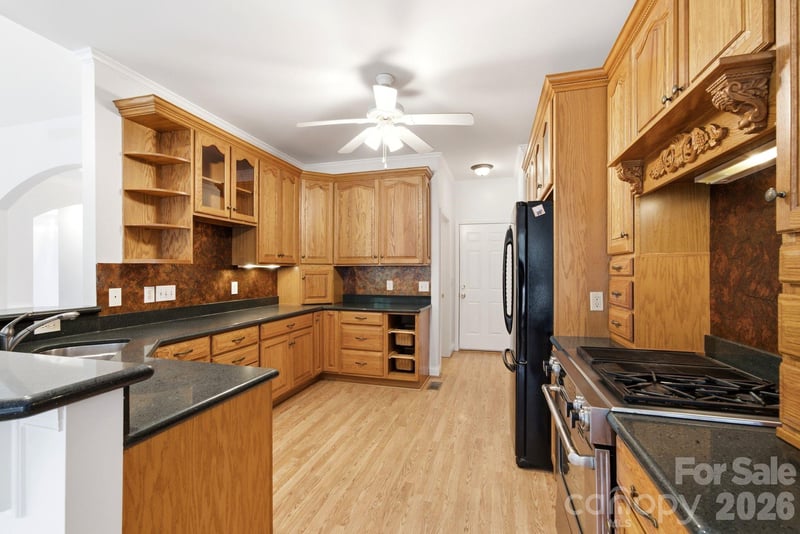 330 Camelot Rd, Salisbury, NC 28147